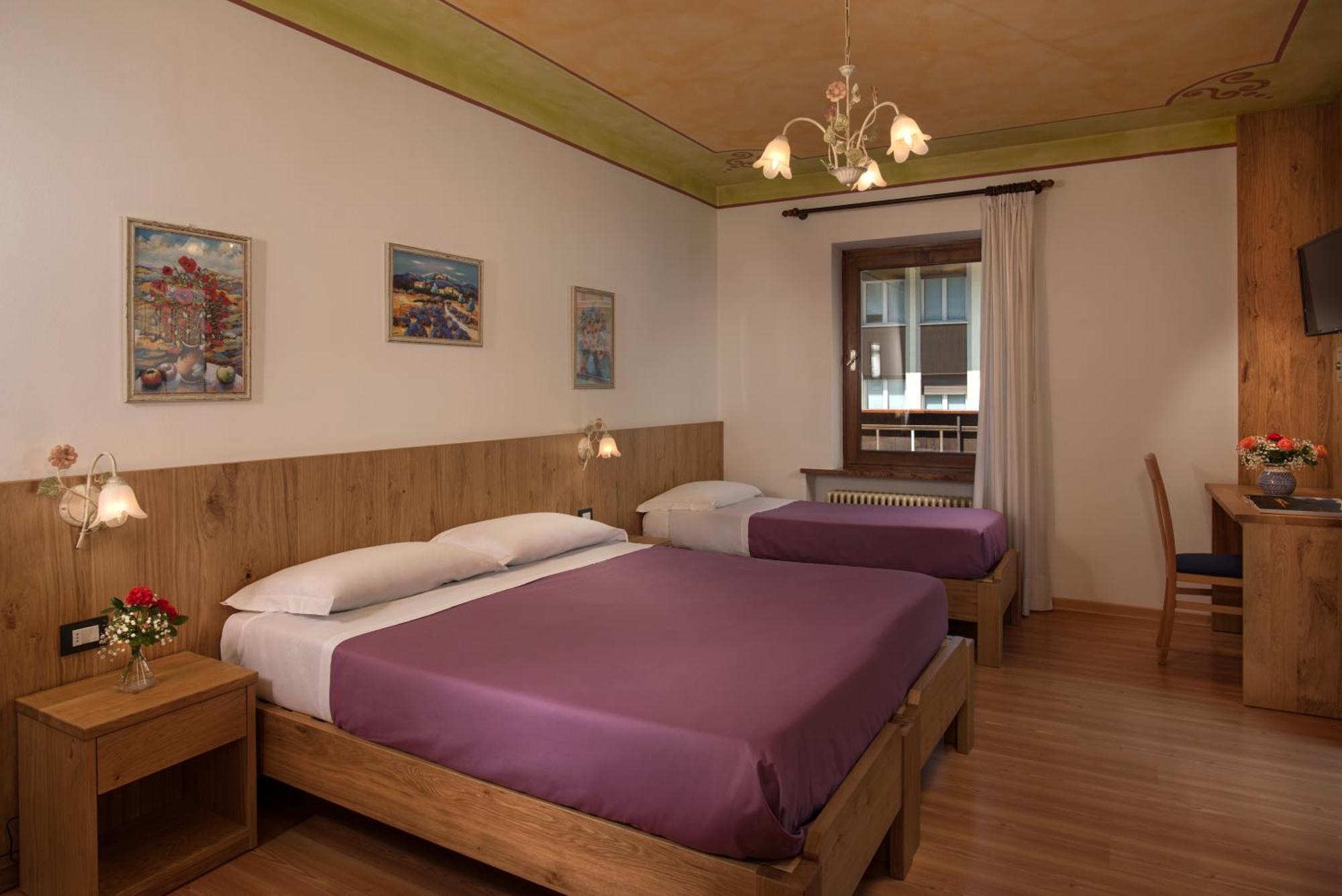 Hotel Centrale Alleghe Ngoại thất bức ảnh